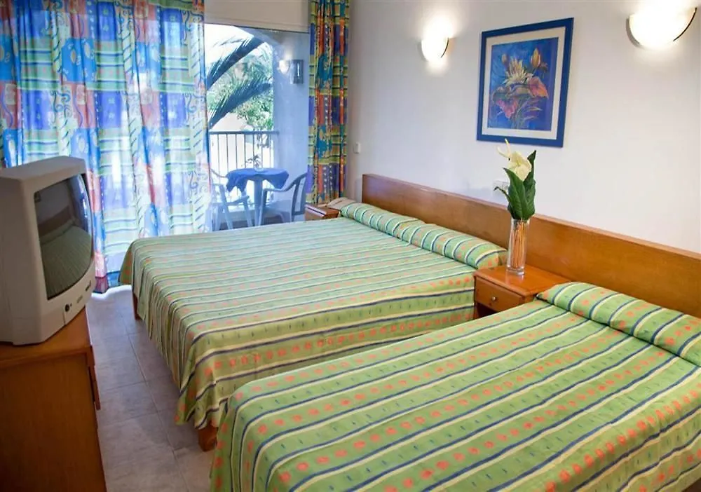 Hotel Vibra Cala Tarida-3Sup